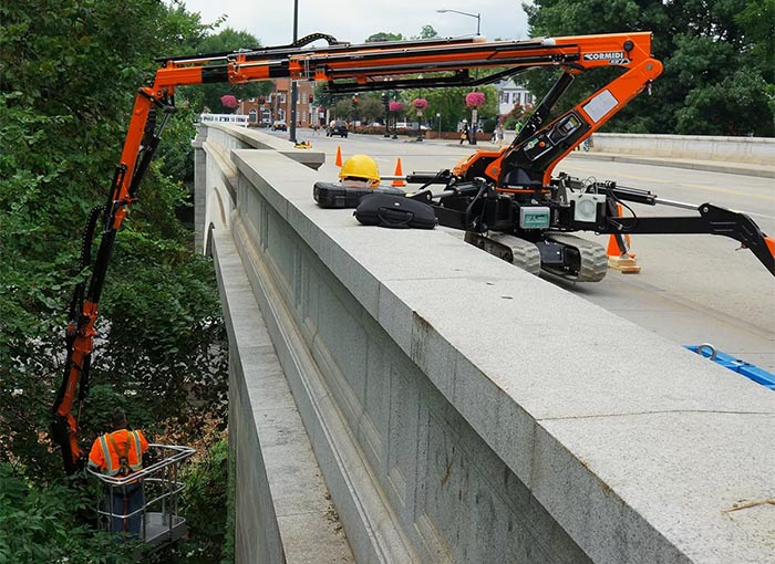 Piattaforme cingolate braccio articolato e telescopico