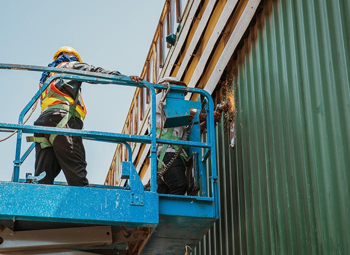 NOLEGGIO CON OPERATORE